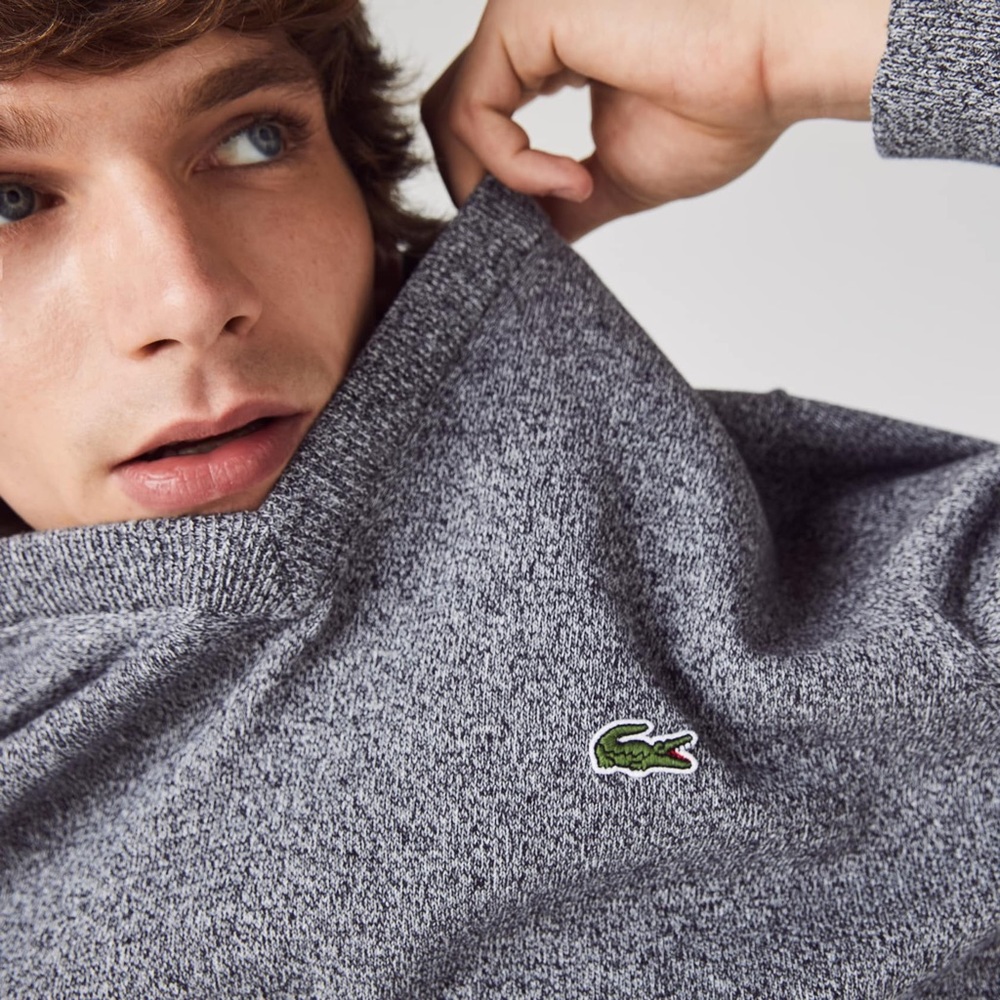 Men’s V-Neck Lacoste Sweater!